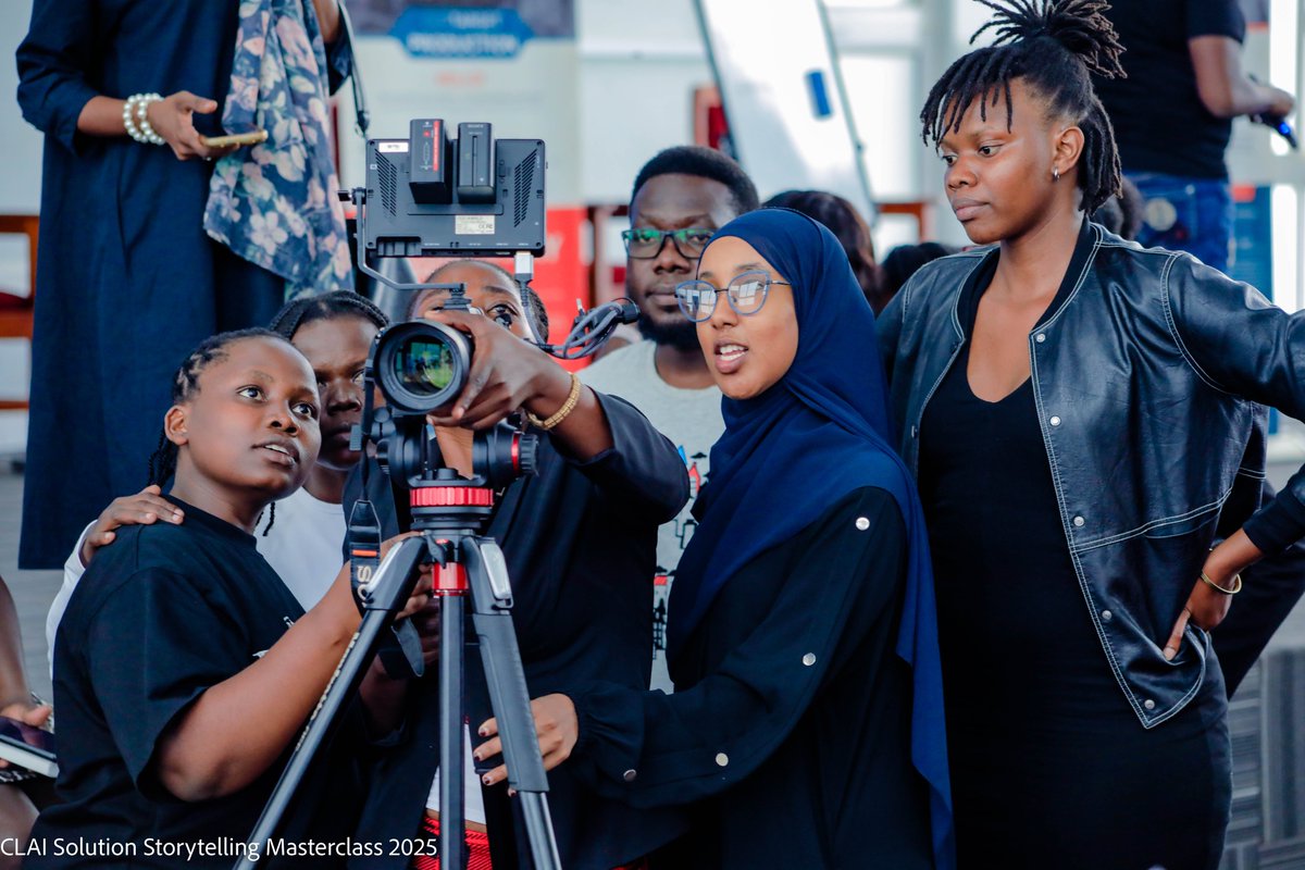 CineLabAkademie's tweet image. Incredible week at the #SolutionsStoryMasterclass, where young women creators learned to balance passion with business acumen to change narratives in the creative economy. 
Grateful to @wituganda @MastercardFdn @OutboxHub @UCC_Official @sinapisgroup 
#SolutionStory #masterclass