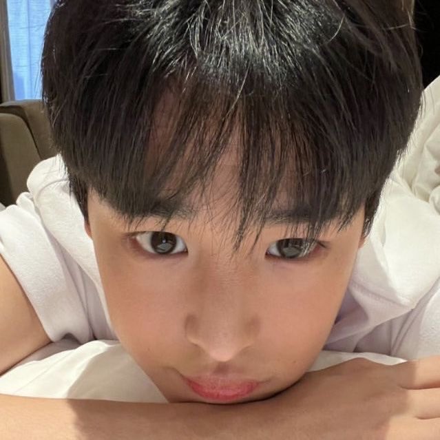 polarisoms's tweet image. ⠀⠀⠀⠀ 

bouncin’ on this rhythm, turn the music up i’m with’em, we ain’t gonna stop, let’s get’em