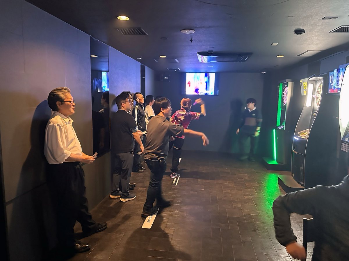 SpaDe_Darts's tweet image. みんなで記念写真とかんぱーい🥂

そして、みんなで大冒険⚔️

#金子綾花