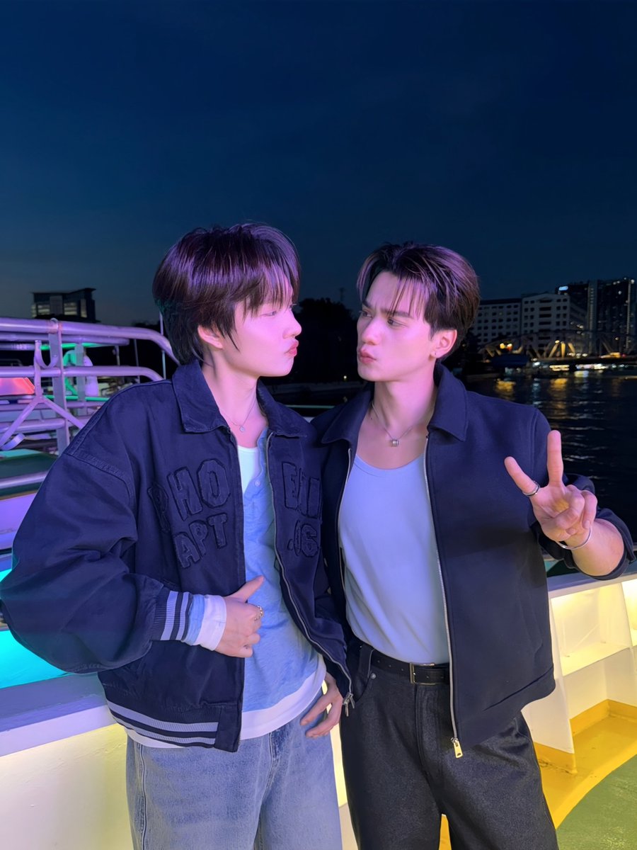 DomundiTV's tweet image. ขอขอบคุณ @dataofficial_TH ที่ให้เกียรติ “เก่ง” @harit_keng และ “น้ำปิง” @nampingnapat ได้มาร่วมกิจกรรมสนุก ๆ ของงานในวันนี้นะคะ 🥰

ขอขอบคุณแฟน ๆ ทุกคนที่มาเจอกัน รวมถึงแฟน ๆ ที่ส่งกำลังใจมาให้ทั้งสองคนด้วยนะคะ 🫶🏻✨️

DATA THE POWER OF DESTINY
#DATAxKENGNAMPING