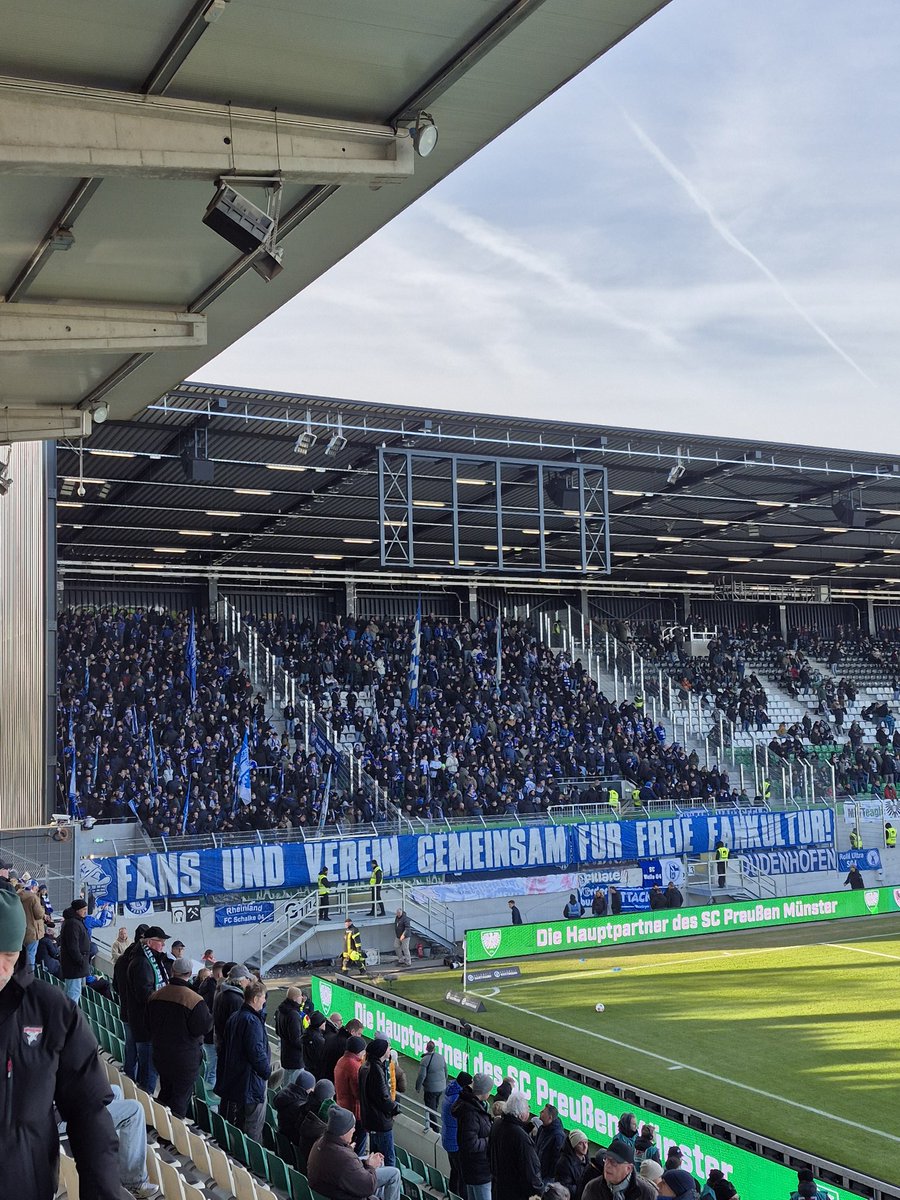 Klare Kante von Verein und Fans! #S04 #PRMS04
