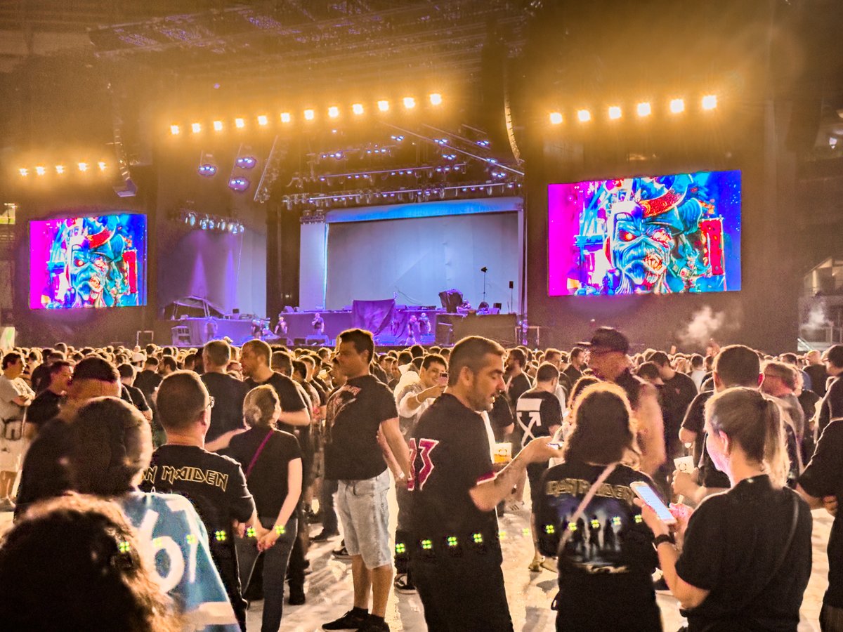 kyllercg's tweet image. A antecipação é elétrica enquanto os fãs se reúnem sob as luzes brilhantes, esperando pelo primeiro acorde. O palco está pronto, um portal para o inesquecível.
#AllianzParque #ConcertVibes #HeavyMetal #IronMaiden #LiveMusic #MetalConcert #MusicFans #RockCulture #SãoPaulo…