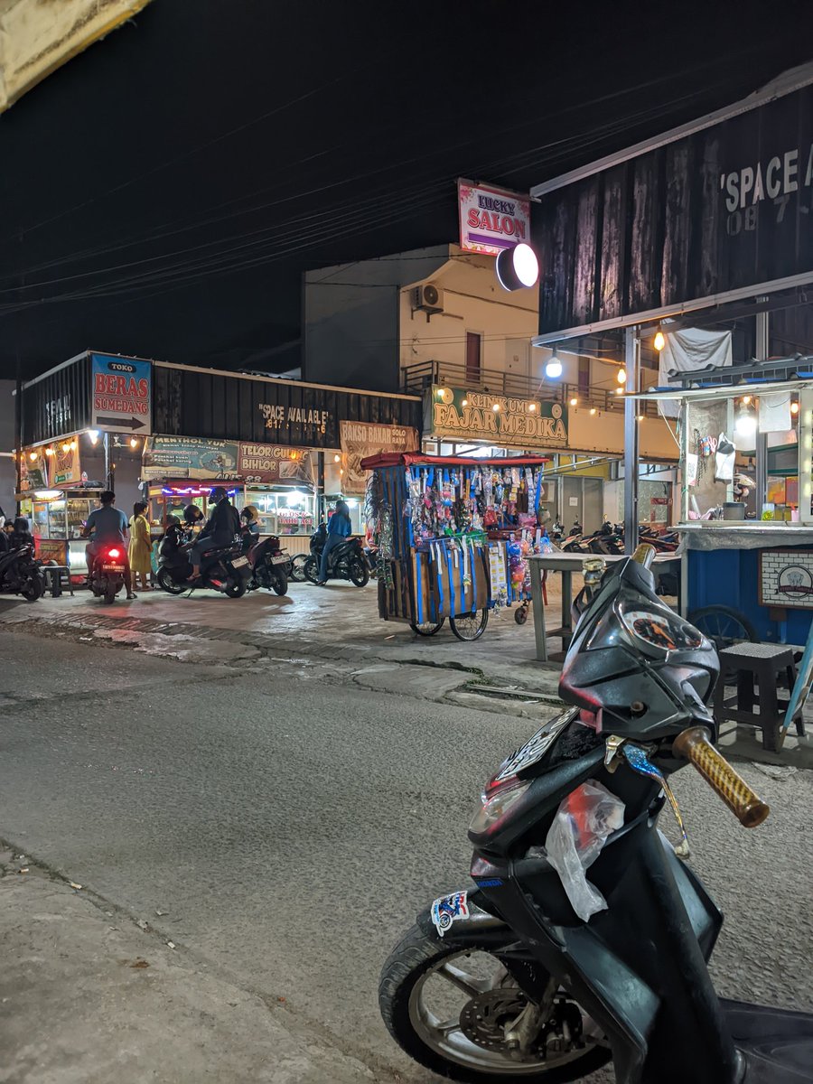 Txt Dari Cikarang tweet media