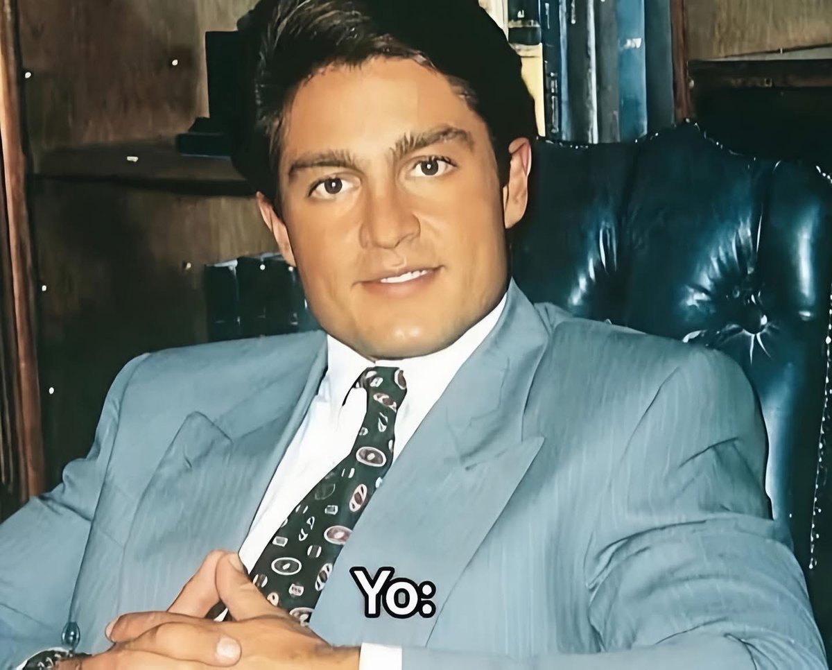 El Guarromántico tweet media