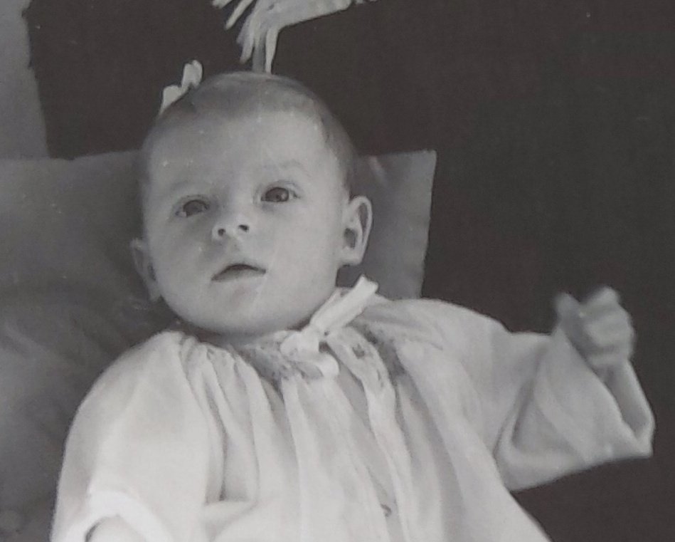 ameliorate_d's tweet image. #JFKassassination
How I felt when I first heard the news of #JFK&apos;s assasination. I was two months old and suddenly I was in a different place with these strangers that expected me to fufill all their unrealistic expectations and mend their souls. #adoptee