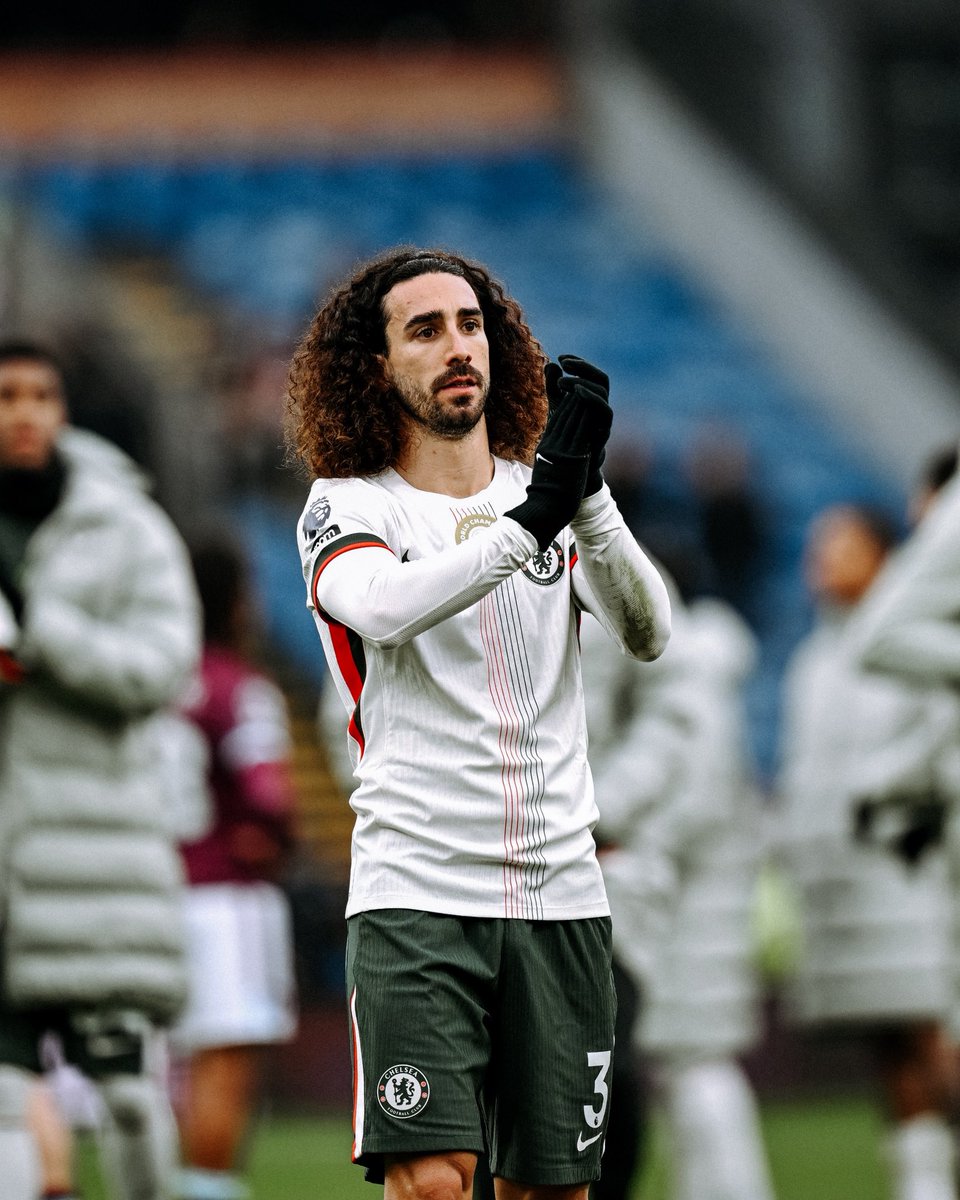 cucurella3's tweet image. Back with 3 points, we keep working, we keep going 💙💪
@ChelseaFC