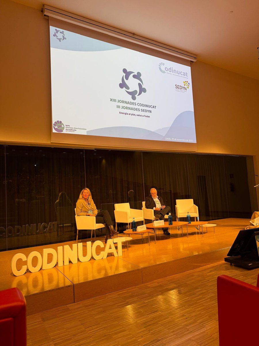 agonzalezm53's tweet image. Avui el president de @Fatec Josep Carne @josepcarne participa a Lleida a la taula de cloenda de les XIII Jornades anuals del Col·legi de Dietistes-Nutricionistes de Catalunya i III Jornades de la Sociedad Científica Española de Dietética y Nutrición.