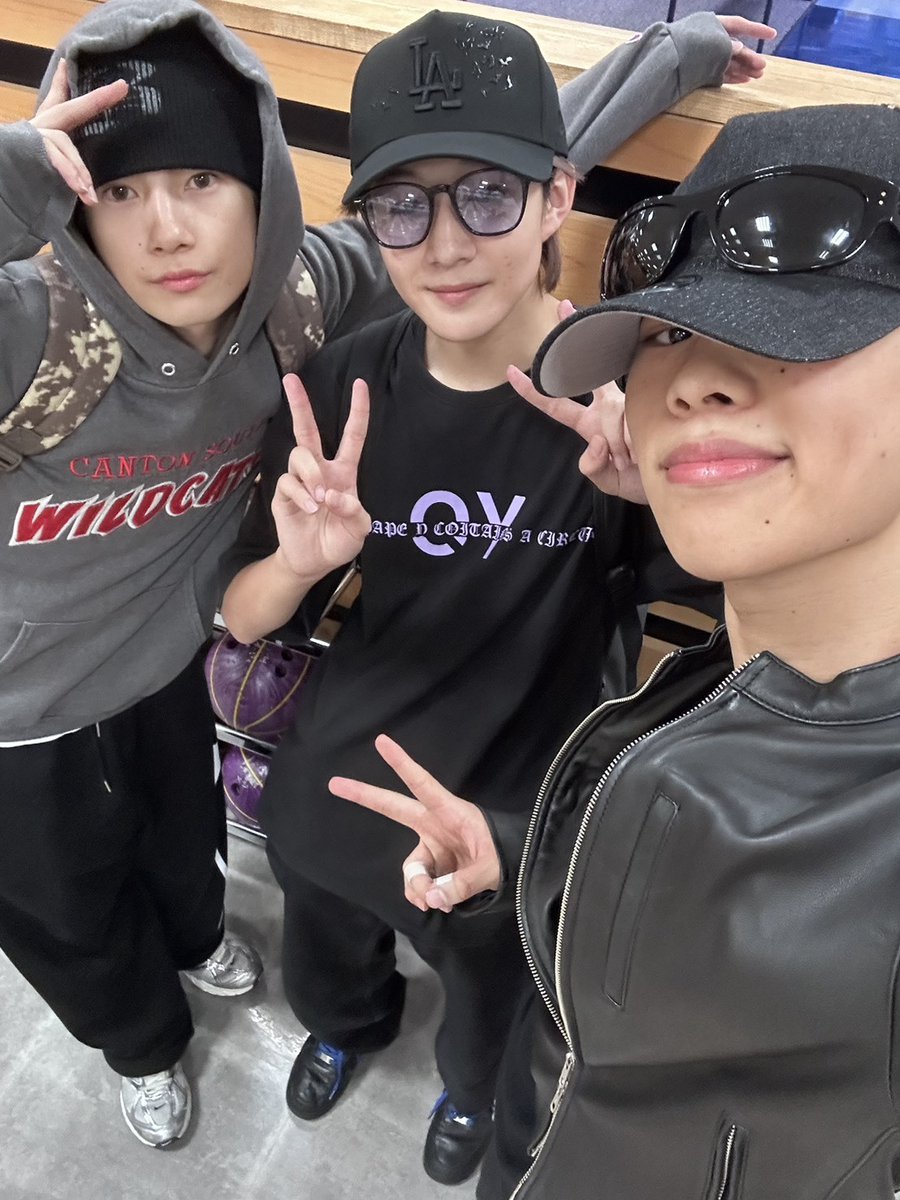 bmsg_trainee's tweet image. ⸜ ✉️ #LETTER_FROM_REN ✨ ⸝

皆さんこんにちは #REN です！

最近の趣味はボーリングにめっちゃハマってます🎳
最近ではKEIくん、RYOMA、COTAと行きました！
みんなと行きたいなー☺️…