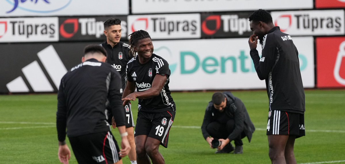 gundembjkcom's tweet image. 🦅 Beşiktaş, Samsunspor maçı hazırlıklarını tamamladı. #BJKvSAM