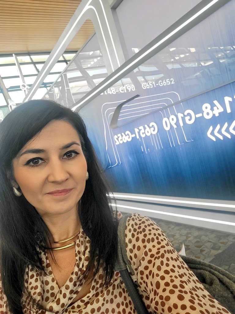 JoannaOrtyl's tweet photo. We are back in full force – we have just returned from Asia! Our visit to Shanghai was an incredible scientific and life adventure. Thanks a lot prof. Pu Xiao!! #OrtylPhotoLab #XiaoLab @NCN_PL @NAWAPoland https://t.co/CVnmurbaVb