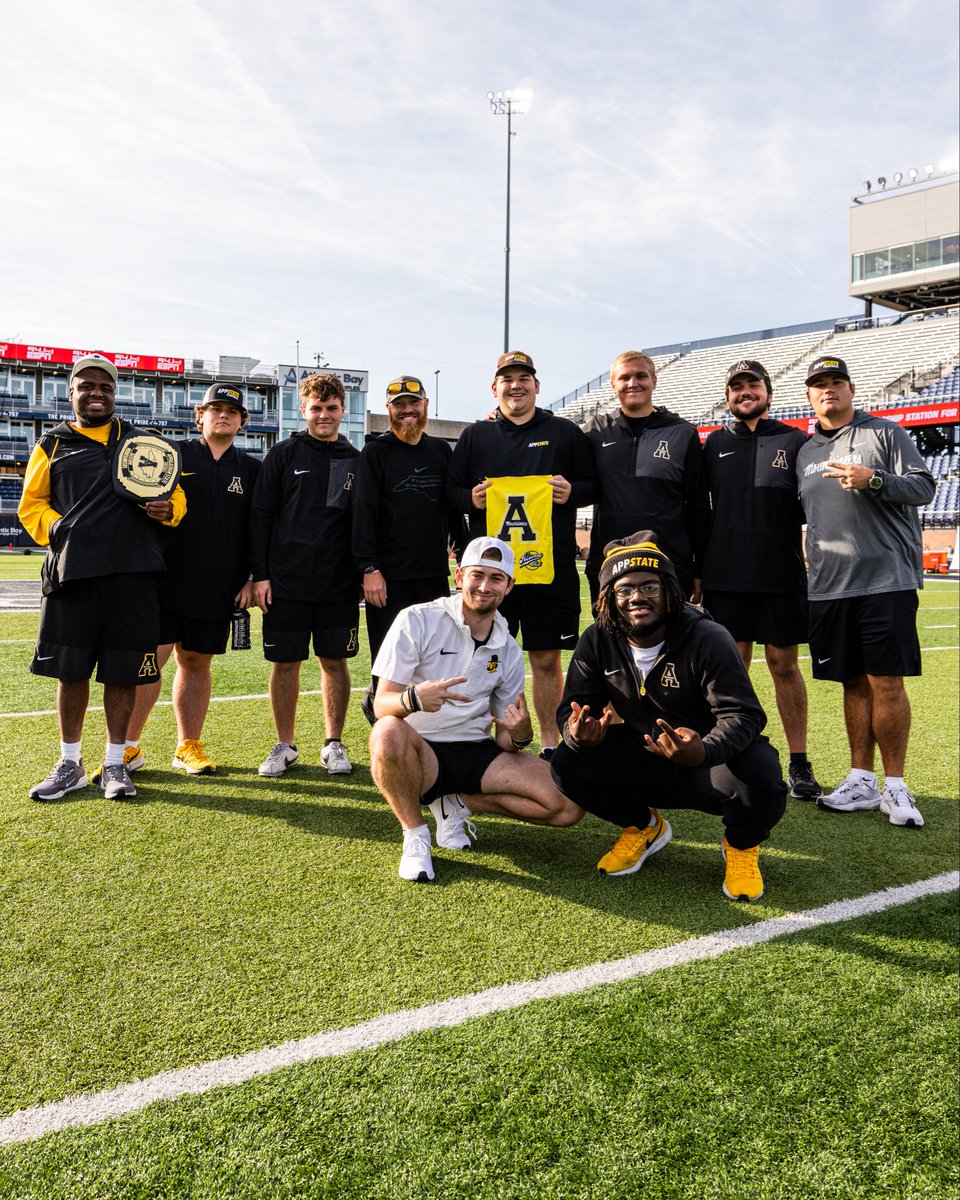 AppStateEquip's tweet image. Squad Goals