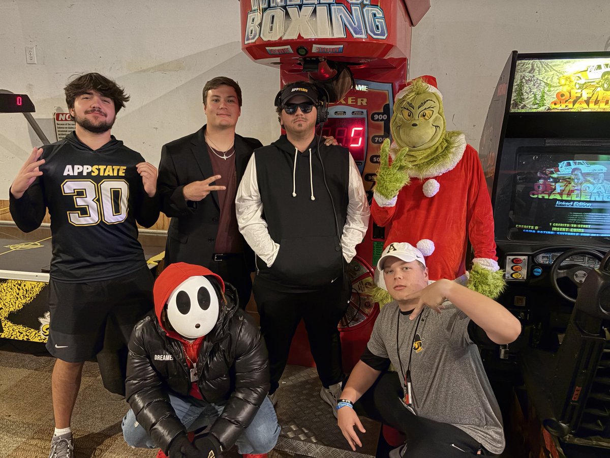 AppStateEquip's tweet image. Squad Goals