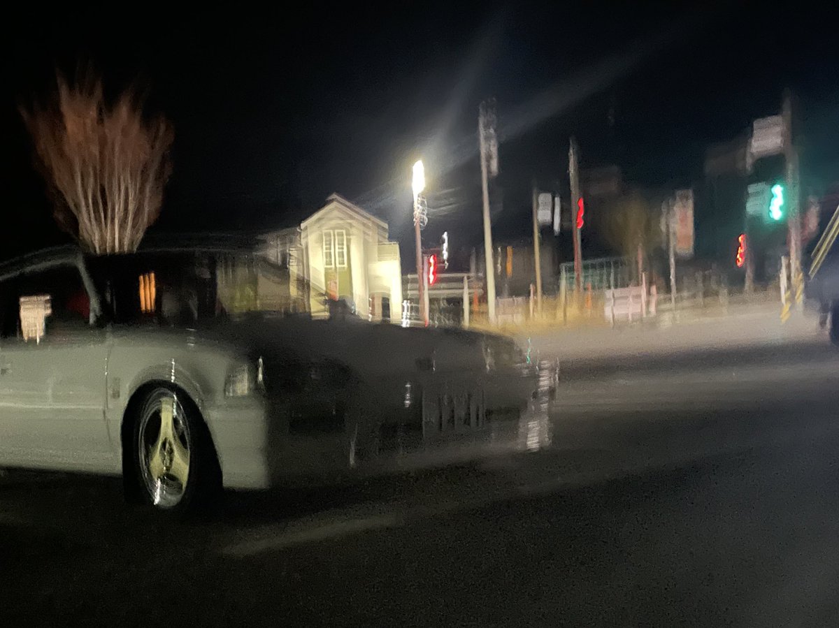 このあと、高規格幹線道路で、逆走車と会いました。