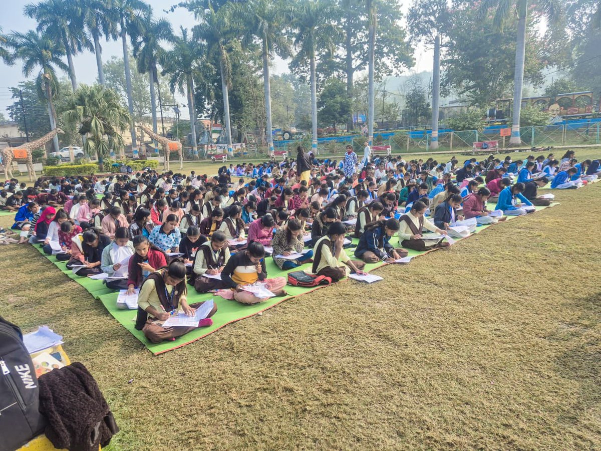 ABVPMK's tweet image. अभाविप पन्ना नगर इकाई में भगवान बिरसा मुंडा जी की 150वी जयंती की उपलक्ष में आज सामान्य ज्ञान प्रतियोगिता का आयोजन किया गया, जिसमें शहर के सभी विद्यालयों के विद्यार्थी बड़ी संख्या में शामिल हुए।
#ABVPMahakoshal