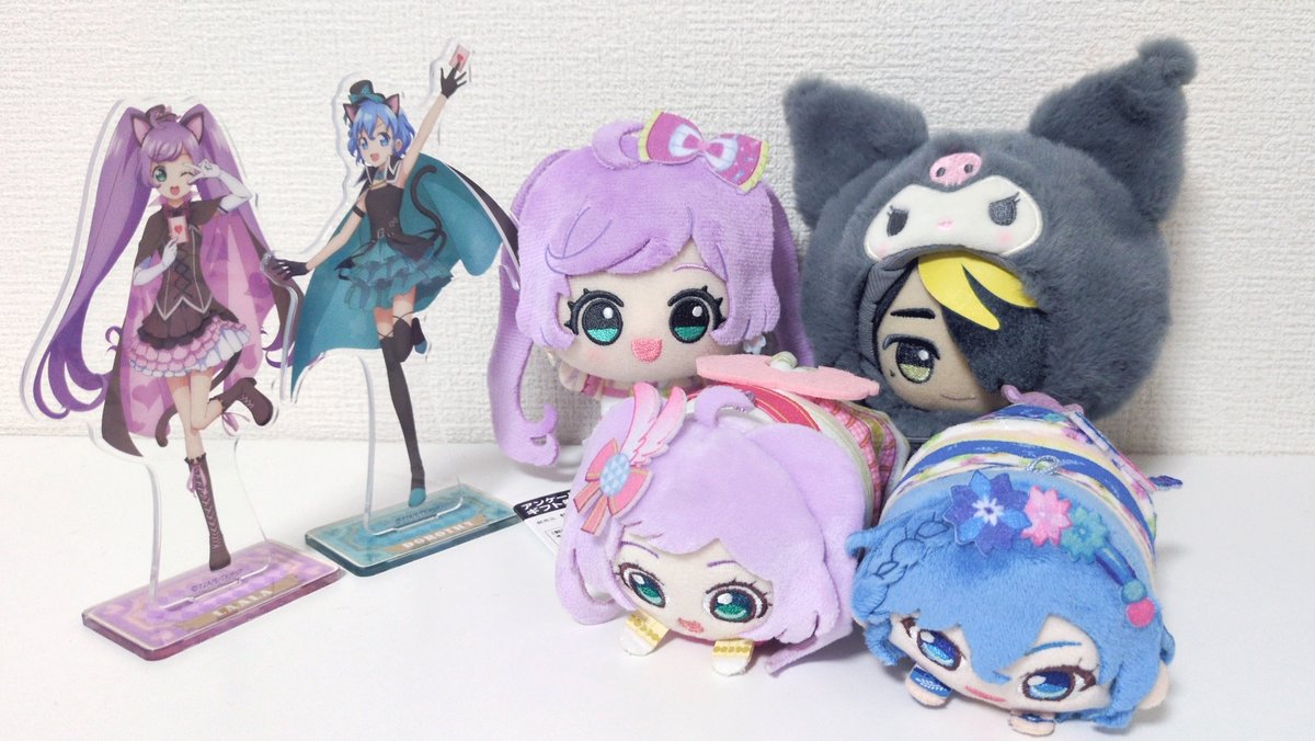 友人たちとご飯してきたー！
そして友人に取ってきてもらったらぁらをいただいてきた。
らぁら可愛い😭♡

同種の一虎くんがいたので比較。
ちびぐるみのクオリティ上がってる気がする・・・！
また一虎くんのちびぐるみ出して欲しい～！
ドロシーも待ってます！！！！！！！