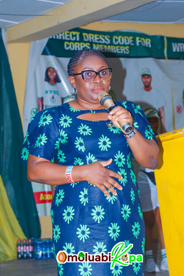 osunofficial's tweet photo. The Assistant Director of Guidance & Counselling, Mrs. Aderonke Otunla, today sensitised Corps Members on sexual harassment—its forms, causes, prevention, and reporting channels—at the NYSC Orientation Camp, Ede.
#NYSC #NYSCOsun #EdeCamp #CampUpdate #CorpsMembers #StopSexualHarassment #2025BatchC
https://t.co/ZIhkKJN2Jh