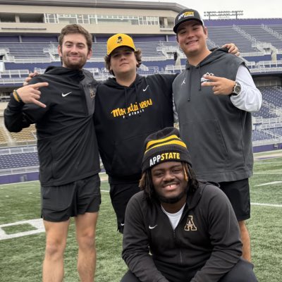 AppStateEquip's tweet image. #NewProfilePic 

Recognizing the seniors as they enter the final 2 home games of their student manager careers. We&apos;re always looking for students that want to be involved in football / athletics! Reach out if you want to be involved starting this Spring!