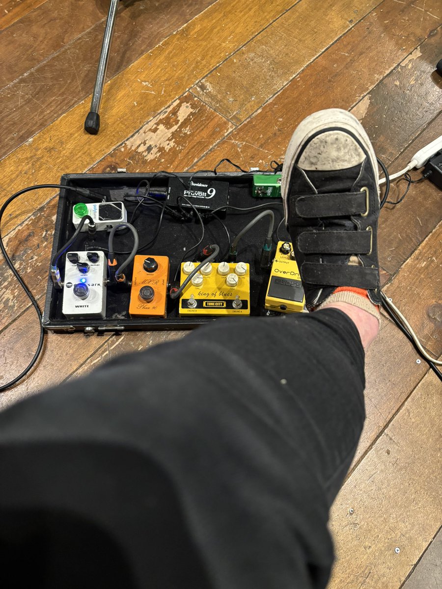 日付変わって本日〜

明日の行方
でライブであります〜

下北沢CCOでライブするの初めて！
なんで遊びに来てくだせ〜

の前に深夜スタジオ‼️