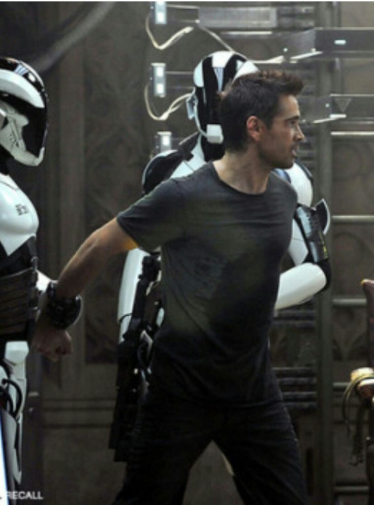 ClaudiaMes33307's tweet image. &quot;Total Recall&quot; is a mind-bender about identity, reality, and who we really are when memories can be bought and sold.  Colin Farrell was absolutely perfect, dangerous, hot, confused, heroic… all at once. Still obsessed in 2025 🔥🧠 #TotalRecall #ColinFarrell