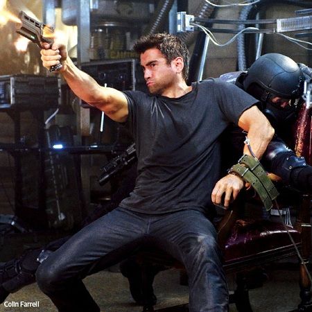 ClaudiaMes33307's tweet image. &quot;Total Recall&quot; is a mind-bender about identity, reality, and who we really are when memories can be bought and sold.  Colin Farrell was absolutely perfect, dangerous, hot, confused, heroic… all at once. Still obsessed in 2025 🔥🧠 #TotalRecall #ColinFarrell