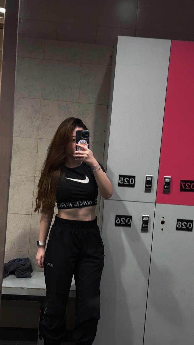 shewolf ♡ tweet media