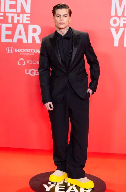 Ya es difícil coincidir con estas zapatillas: Vyperr y Martiño Rivas