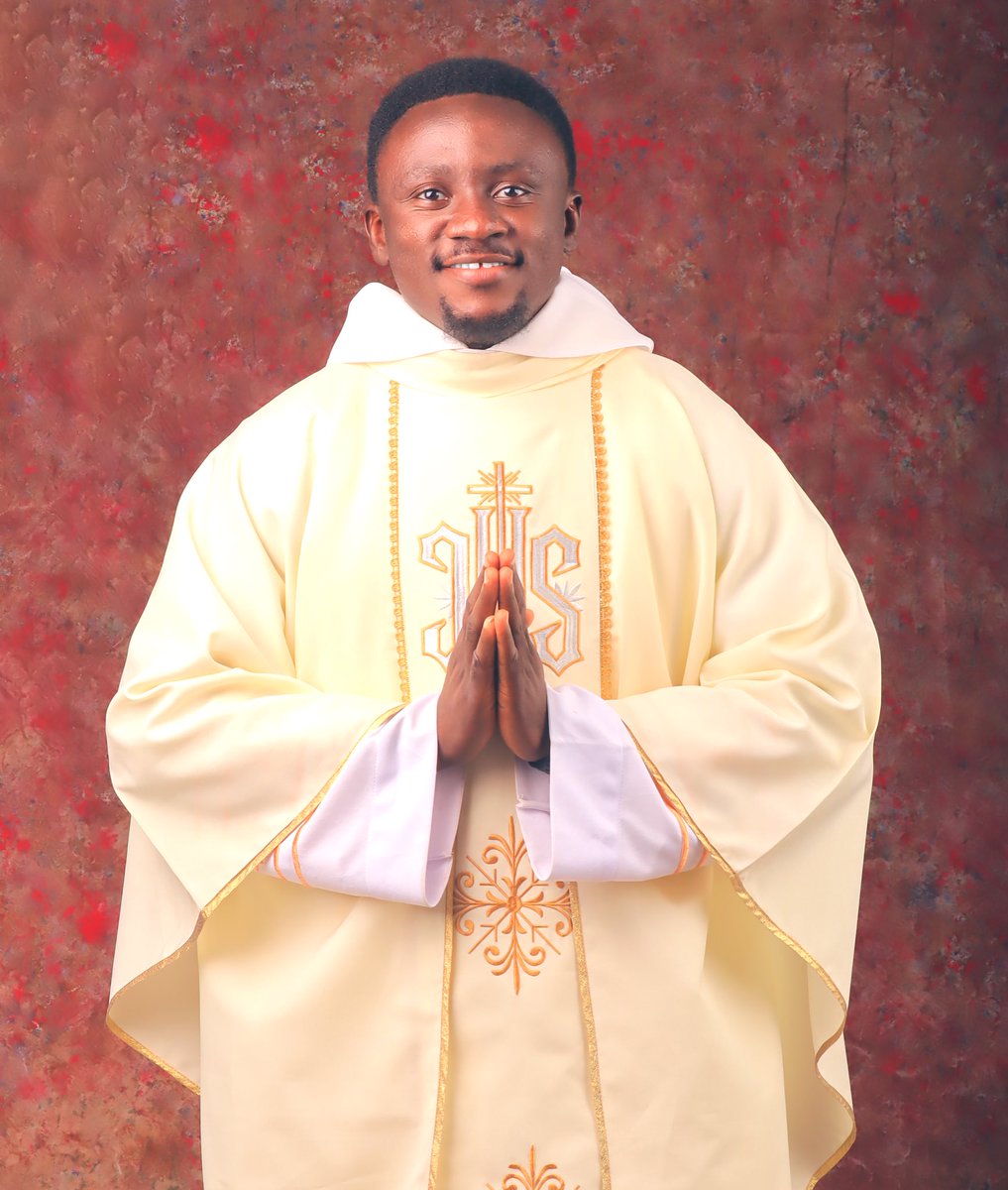 Kindly keep me in your prayers as I will be celebrating my first solemnity of Christ the King as a Catholic Priest 

#CatholicTwitter #CatholicX #Catholic #CatholicChurch