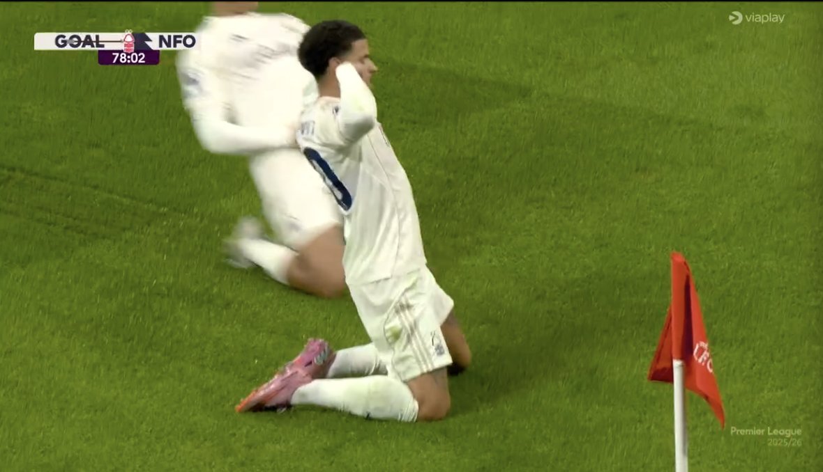 TouchlineX's tweet image. 3-0 Nottingham Forest.

GOOOOOAAAAAALLLLLLL !!!!!!!!!!!!!!!!!!!! IT&apos;S THREE !!!!!!!!!!!!!!!!!! LIVERPOOL ARE GETTING DESTROYED AT ANFIELD IN FRONT OF THEIR OWN FANS !!!!!!!!!!!!!!!!!!!!!! IF THERE WAS A HELL IN FOOTBALL, THEN LIVERPOOL HAVE WALKED RIGHT INTO IT !!!!!