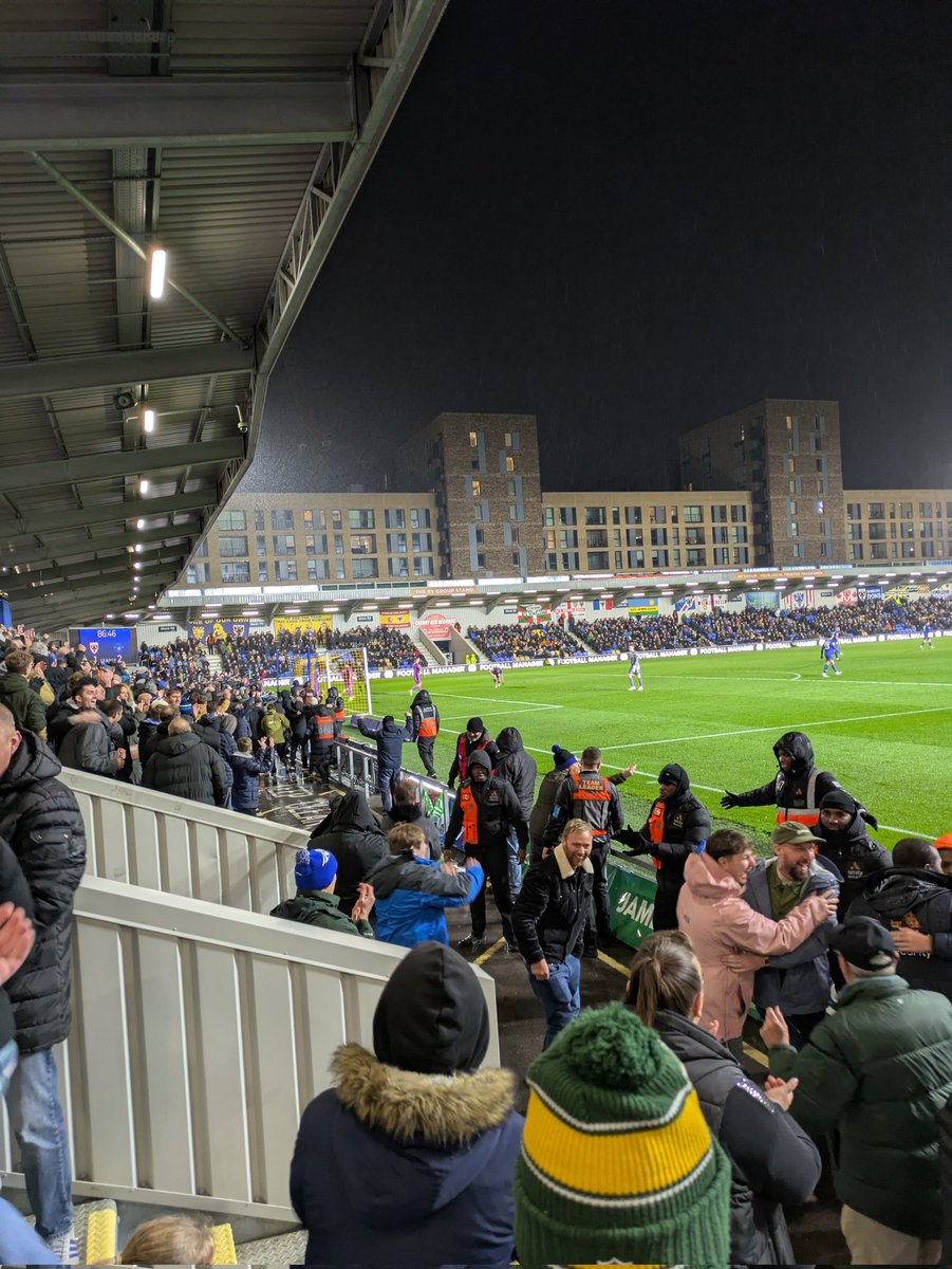 livesey99's tweet image. WHAT THE F*CK HAS HAPPENED 🤯 #wafc