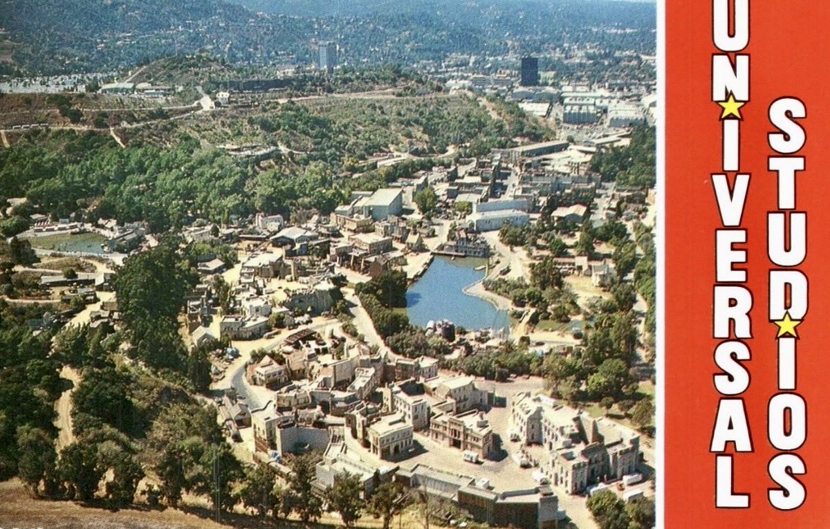 CowMissing's tweet image. An overhead look at Universal Studios in 1979 #UniversalStudios #ThrowbackCalifornia @UniStudiosLot 📷: @UniStudios