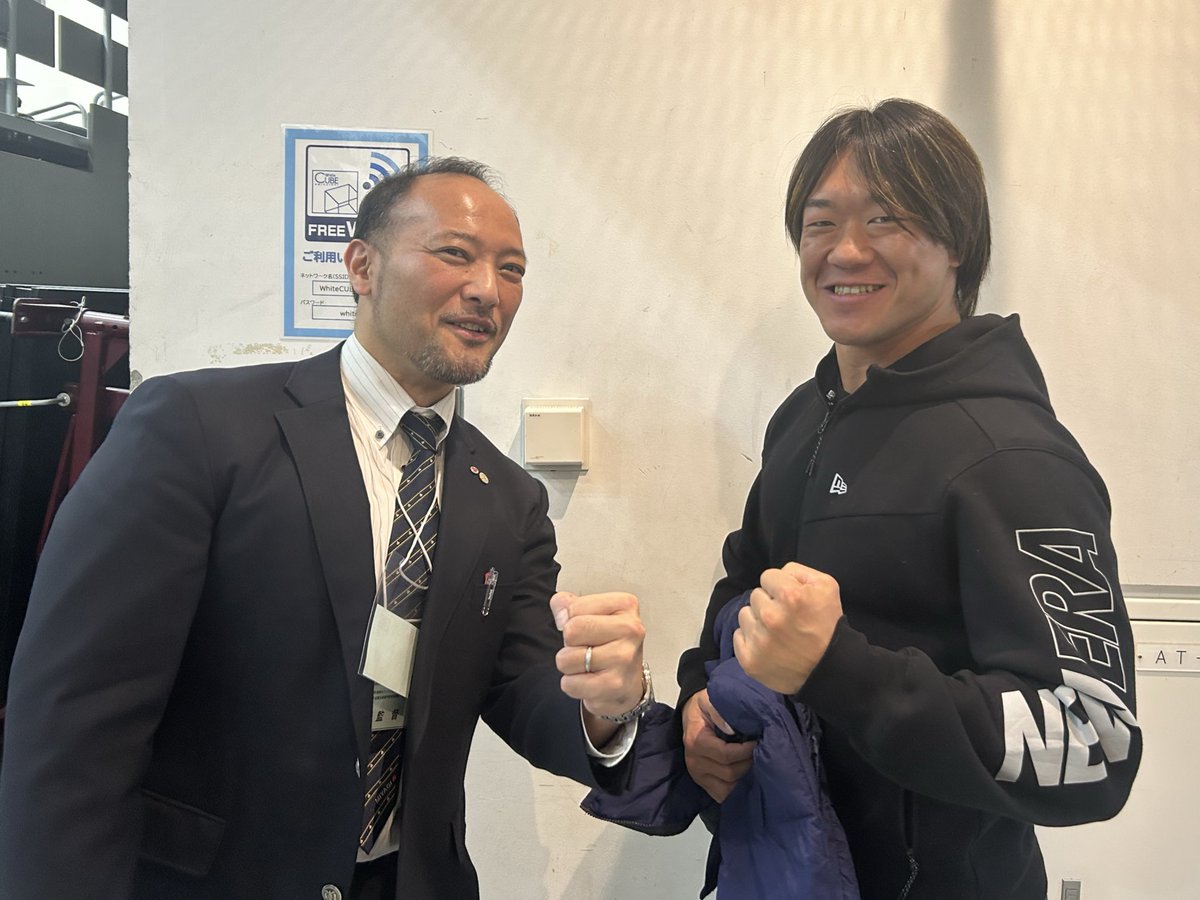 entetsu_ddt's tweet image. ホワイトキューブで開催された新体操東北大会を観戦
中学、高校時代の監督とも久しぶりにお会いできた
恩師の前では自然と背筋が伸びる

1.10白石大会まであと1ヶ月半くらい

#noah_ghc #男子新体操 #新体操