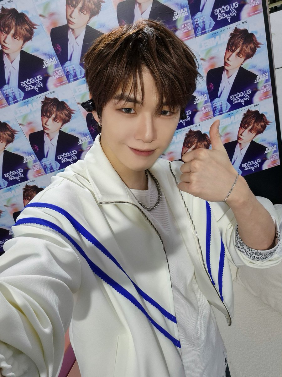 kd_officialx's tweet image. [📸] 251122 &amp;lt;GS25 MUSIC FESTIVAL 2025&amp;gt; 완료🩵

#강다니엘 #KANGDANIEL 
#GS25
