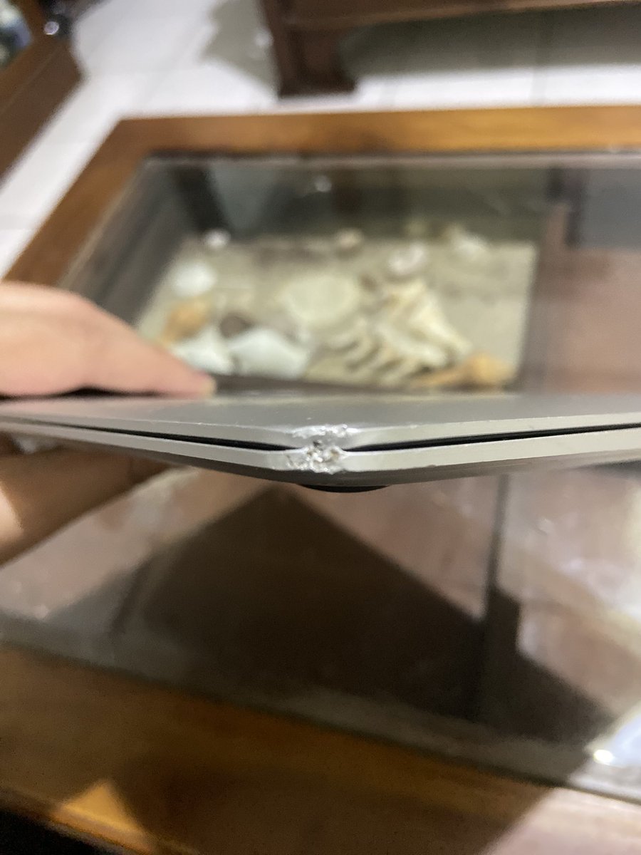 ajiesmuhammad's tweet image. WTS Macbook Air 2020 M1 8/128 GB

Fungsi normal, siap pakai
Include office lifetime
CC : 314 (84%)
macOS : Sequoia 15.3.2
Body mulus 90%

Kelengkapan unit dan charger
Bonus tas

Minus sesuai foto

Lok Bandung Kota 

6.8 (Nego)

#zonauang️ #MacBookAir #laptop #macband