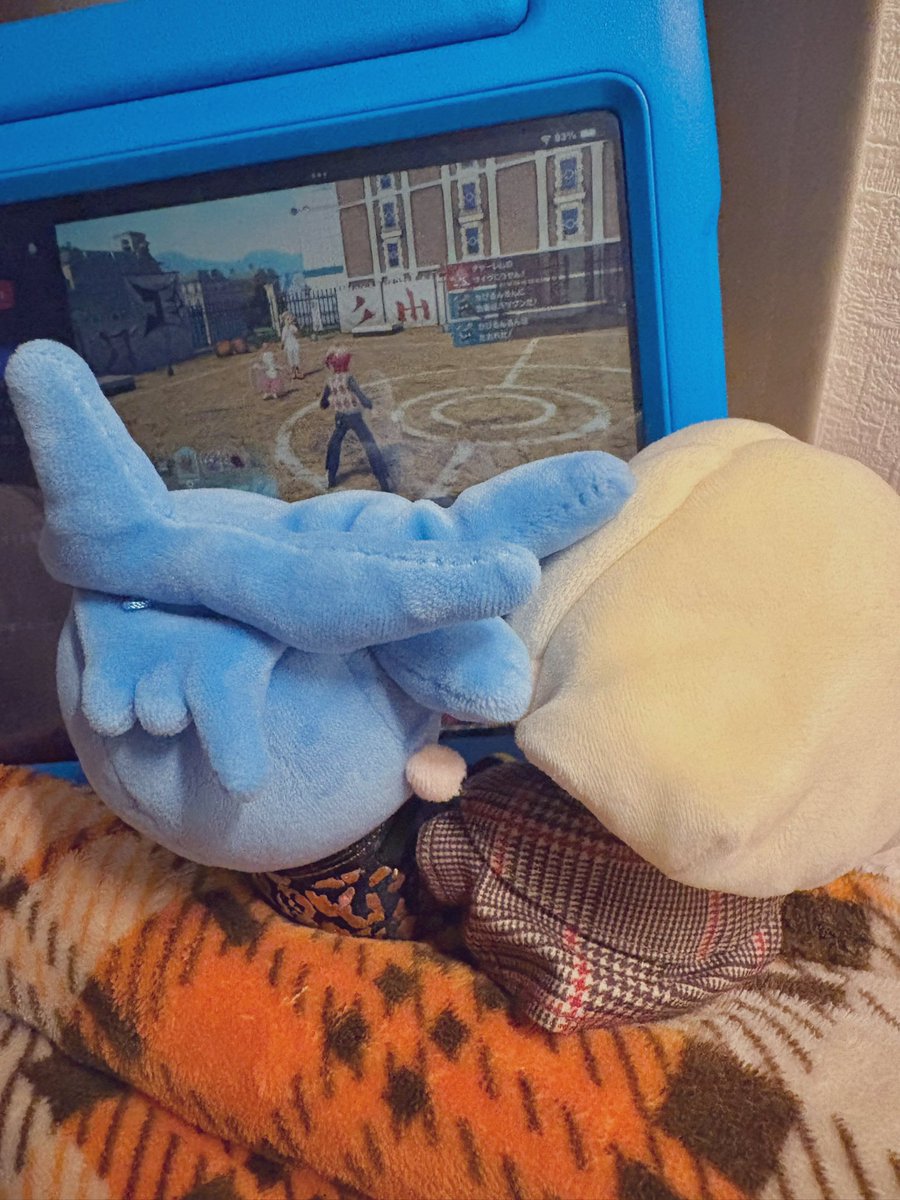 夜更かし子むにゅちゃん達、動画から離れない🥹