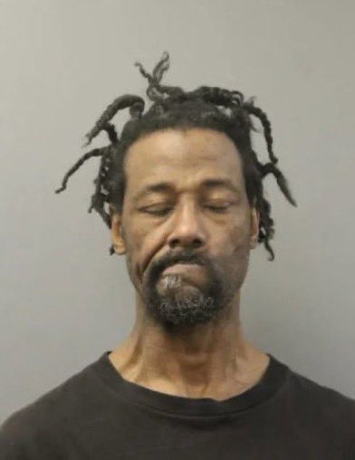 PsyGuy007's tweet image. 🚨 🇺🇸 HORREUR : Une femme blanche, Bethany MaGee, 26 ans, lutte pour sa vie à l’hôpital après avoir été aspergée d’essence et immolée sans aucune raison par Lawrence Reed, alors qu’elle était simplement assise dans le métro L à Chicago, en train de regarder son téléphone.

Le…