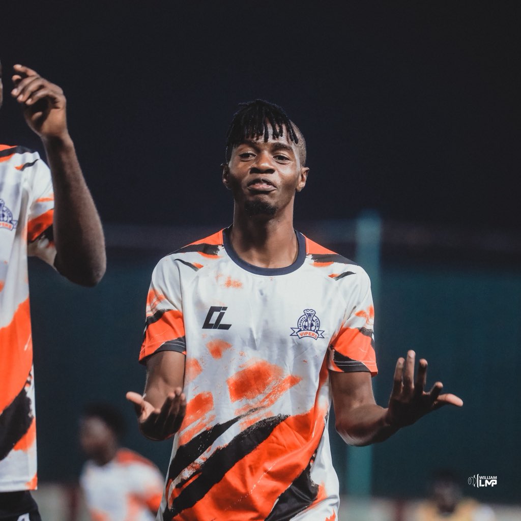 WilliamLmp's tweet photo. 📸|| Photos
⚽️|| MATCH-DAY 7
🏆|| @UPL
🏟️|| ST.MARY’S STADIUM,KITENDE
⏰||WARM-UP!!!
⚽️|| @VipersSC 🆚 @OfficialMaroons
#StarTimesUPL ||#VIPKCCA || @UPL https://t.co/yvSphX1Enu