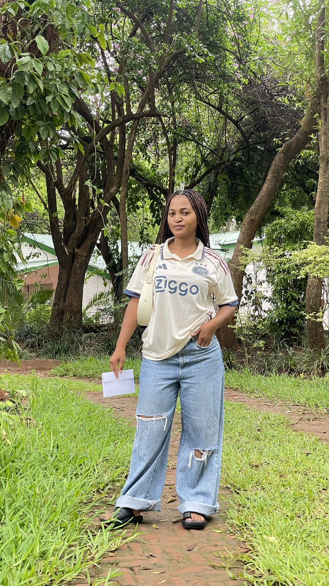 TheNtilo's tweet image. 