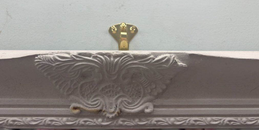 sweeetcyanide's tweet image. Hired a handyman to mount a mirror.   If this was not my only bathroom I’d leave it as-is.  I can’t even be mad 😂😂