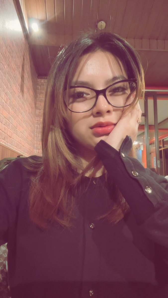 zeeelvr's tweet photo. Match my vibe https://t.co/TY5lFADOZK