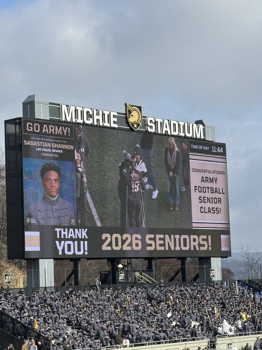 AWPTruck's tweet image. GAME DAY! CONGRATULATIONS SENORS!!! #GoArmy #BEATtulsa 
#AWPTruck