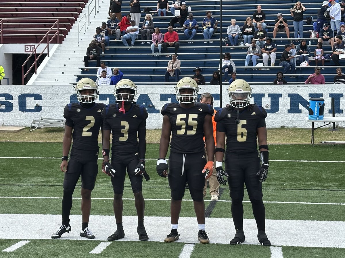 Bethesda captains before coin toss with Pee Dee Academy in SCISA state title game at SC State. Blazers to kick off ⁦<a href="/BethesdaBlazers/">Bethesda Blazers</a>⁩