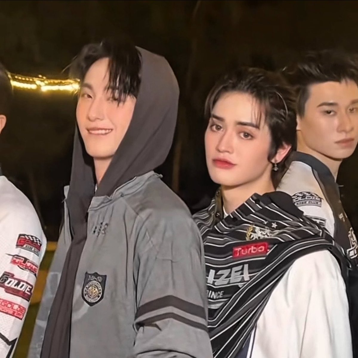 saintuyou's tweet image. ไนซ์แทด วิชวล tpop โหดมากกกก ช็อตเดียวก็รู้ว่าเป็นตัวท็อป แค่หันมาก็สะกดสายตาคน พวกฮีเสิร์ฟลุคครบทุกองศาจัด 

#TadATLAS , #NiceATLAS
#ATLAS_th #ATLASth