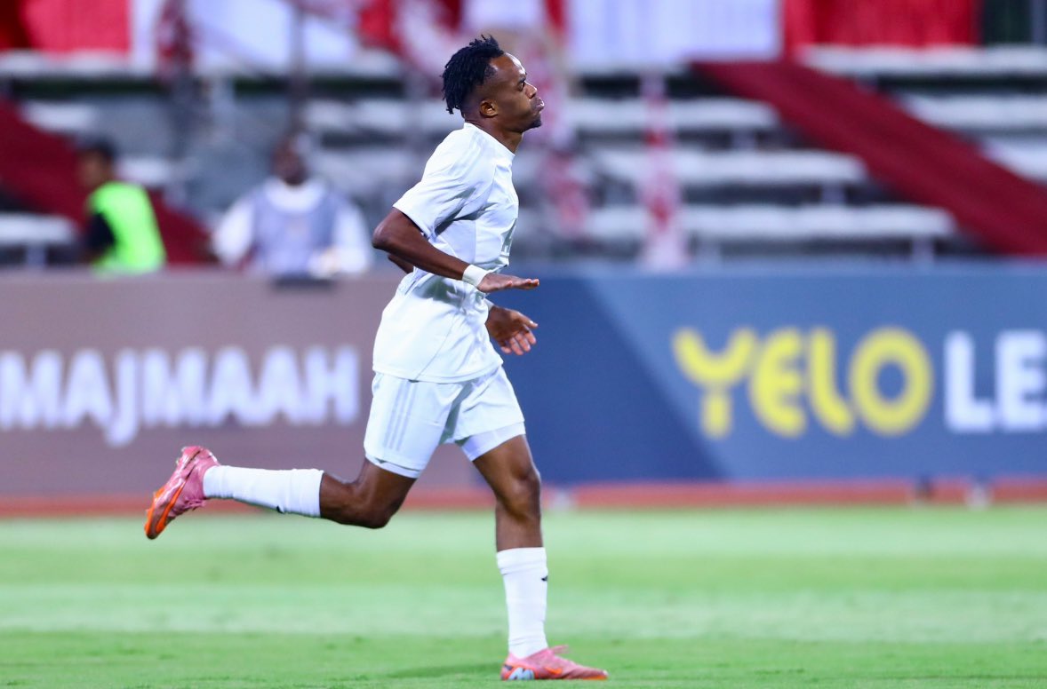 نادي #الفيصلي يعلن عن إصابة لاعبه المحترف السنغالي إبراهيما نداي بقطع كامل في الرباط الصليبي وقطع في الغضروف الهلالي الداخلي والخارجي للركبة اليسرى خلال تمارين الفريق الأول.
سلامات يا كابتن وتعود أفضل وأقوى بإذن الله .
#دوري_يلو