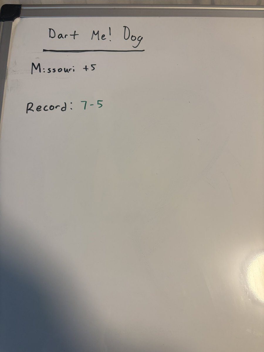 DartMe2's tweet photo. Week 13 Dart Me! Dog. Missouri +5. Looking to avoid 3 losses in a row. 🚬🙋‍♂️🐶 https://t.co/fRoQseLnF6