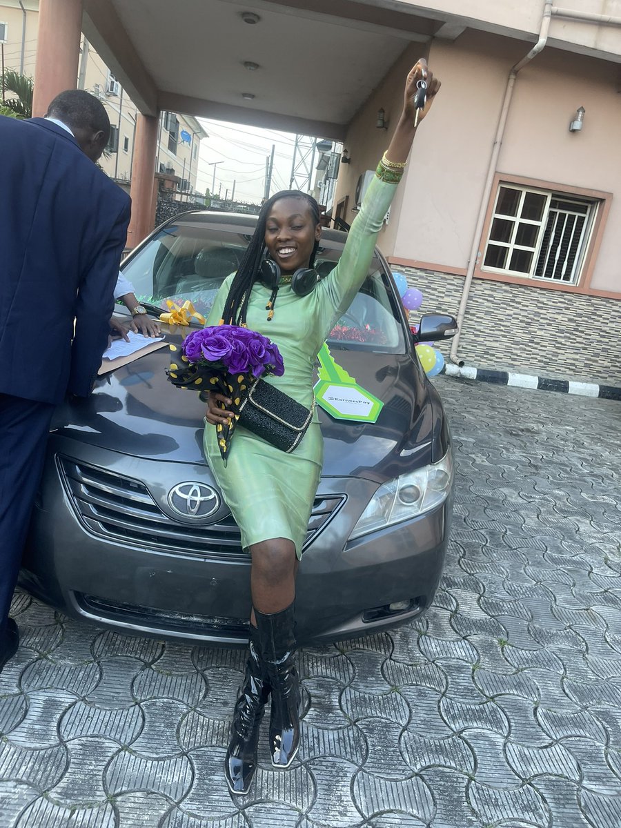 sabicoachwealt's tweet image. Your girl brought the car home 

Thanks to AMB 3.0 for this amazing award 

Blood of Jesus I am a car owner at age 17 

Pop win for meeeee

@davineh360 @PassiveAnna your girl  old student is now a car owner at 17 through selling digital products online 

🏆🍷🍾🍾🍾🍿🎉🎉🎉…