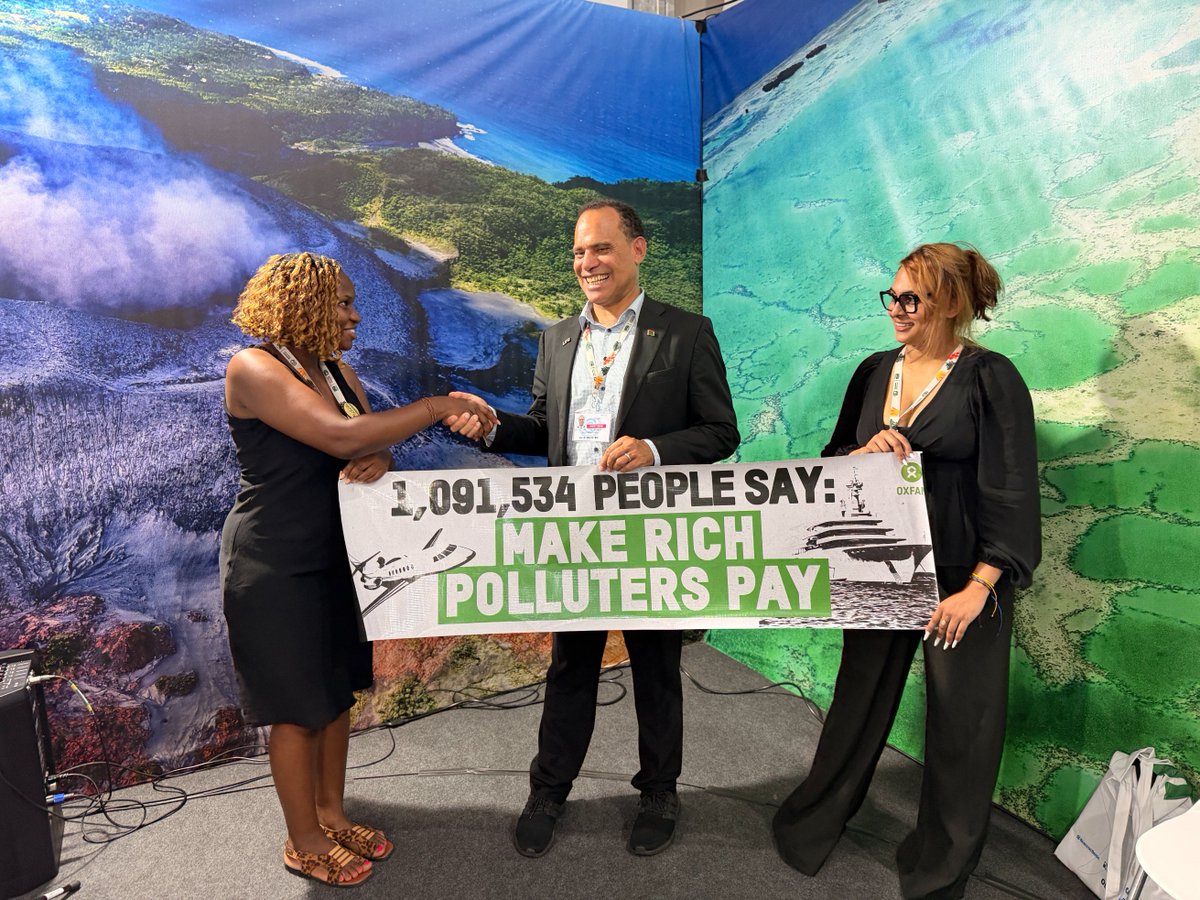 As #COP30 closes today, we’re keeping up the pressure on governments to make the richest polluters pay for the climate crisis they are creating.

Thanks to your support, over 1,000,000 people have signed our global petition to #MakeRichPollutersPay. With climate activist