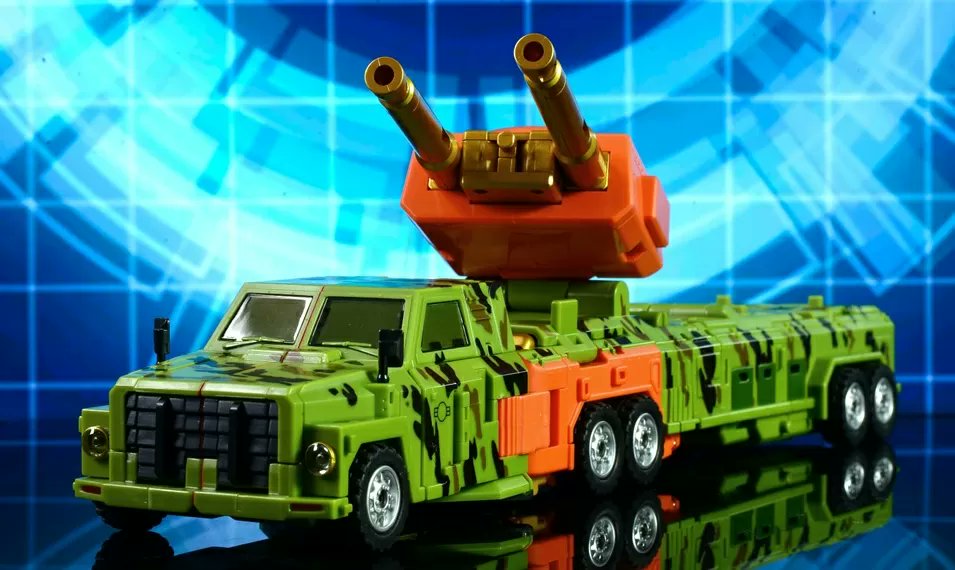 TFsource's tweet image. PS-14E Megalith from MMC’s Ocular Max line is now up for preorder!

🛒 Secure yours today at TFSource!
tfsource.com/3rd-party-figu…