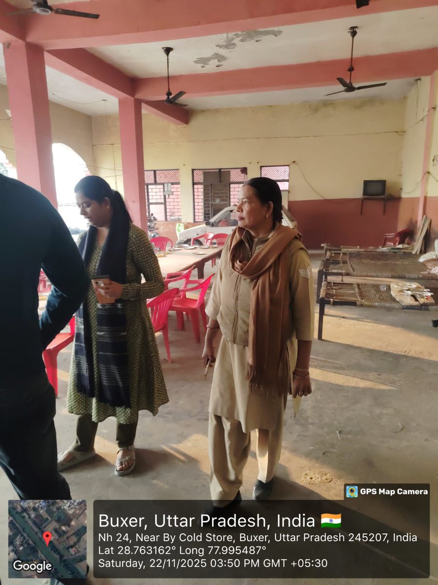 upexcise's tweet image. ▪️हापुड़-आबकारी टीम ने गढ़मुक्तेश्वर क्षेत्र अंतर्गत  चकलाठिरा,भगवन्तपुर में दबिश दी   भगवन्तपुर से 120 लीटर कच्ची शराब बरामद की गई।
▪️इसके अलावा ढाबे से 15 पौवा अवैध देशी शराब बरामद कर एक व्यक्ति को गिरफ़्तार किया गया। @UPGovt @nitinagarwal_n
@ChiefSecyUP @UPCane @InfoDeptUP…