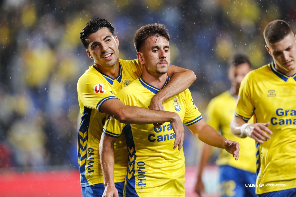 M. Fuster tweet media