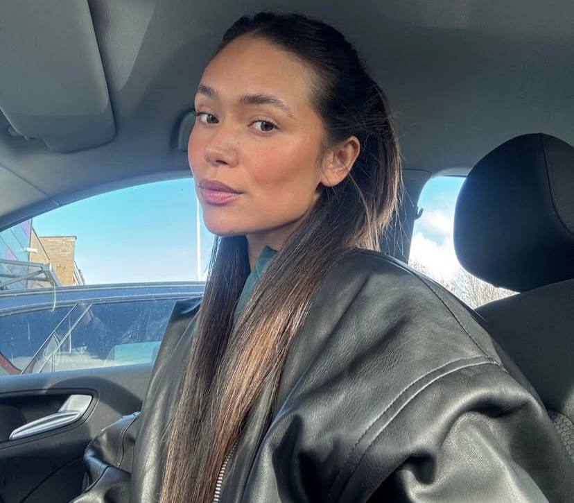 shirley_9292's tweet image. On the way to see my best friend, even the wind felt sweet.😆#weekend